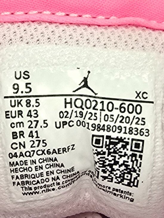 Jordan Stadium 90 Low TD Football Cleats Pink Foam Men\'s 9.5 NWT main image 9